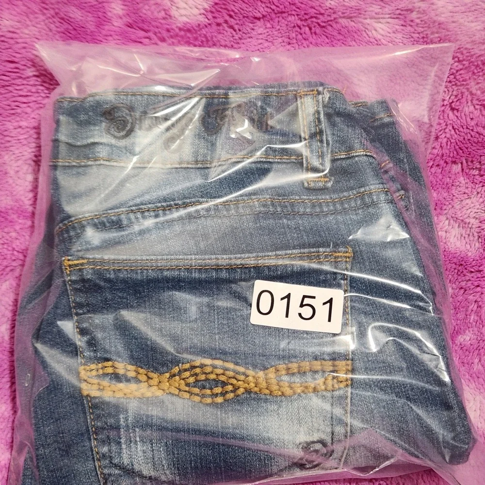Indigo Rein Jeans Women's Size 1 Ultra‎ Low Rise Skinny Blue Embroidered Pocket